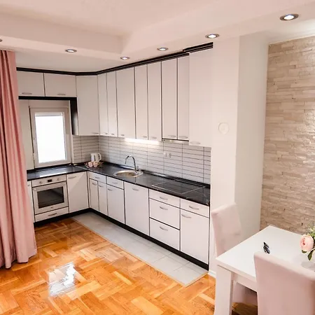 Sun Apartment Mostar